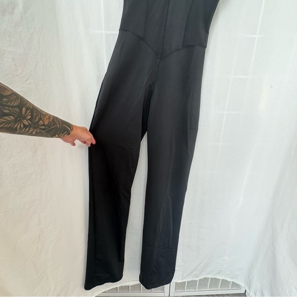 NWT SKIMS Glam Catsuit onyx black small - Picture 8 of 16